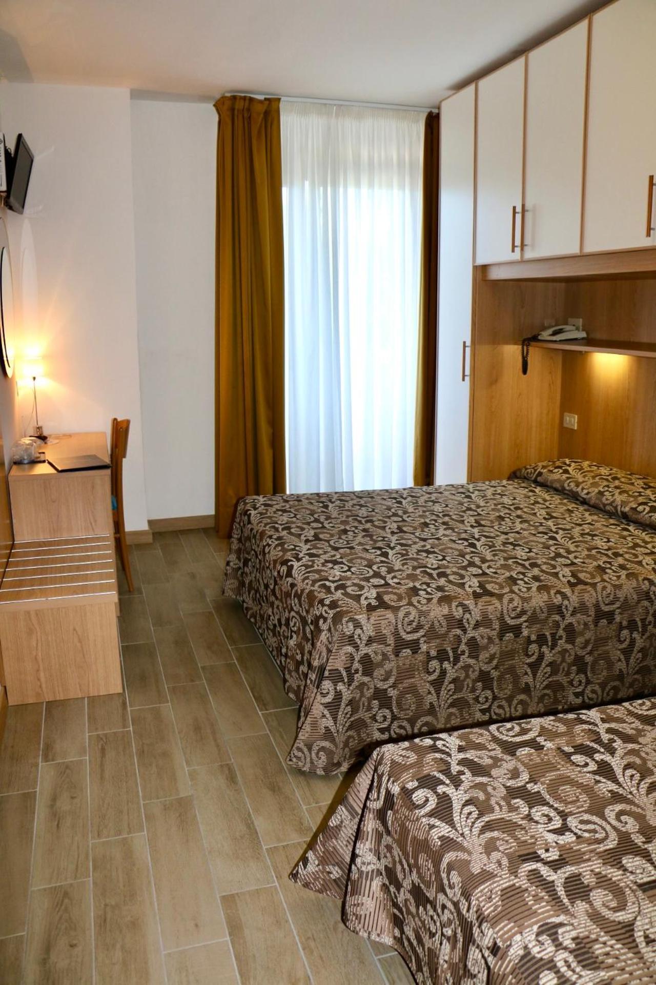 Hotel Bellevue Lignano Sabbiadoro Dış mekan fotoğraf