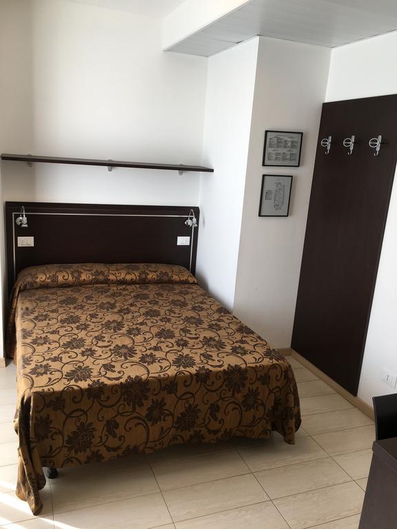 Hotel Bellevue Lignano Sabbiadoro Dış mekan fotoğraf