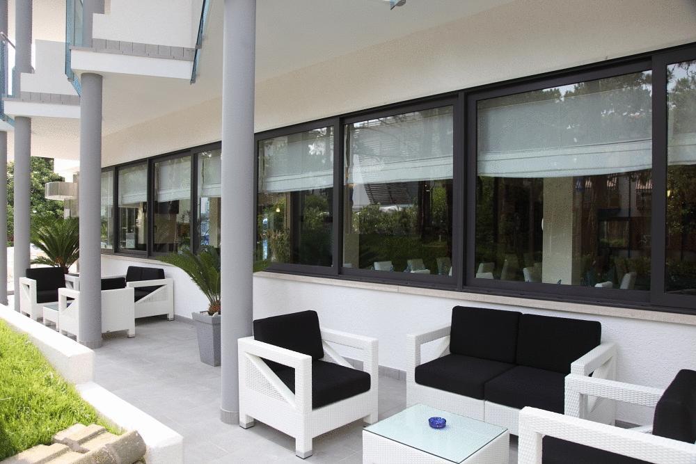 Hotel Bellevue Lignano Sabbiadoro Dış mekan fotoğraf